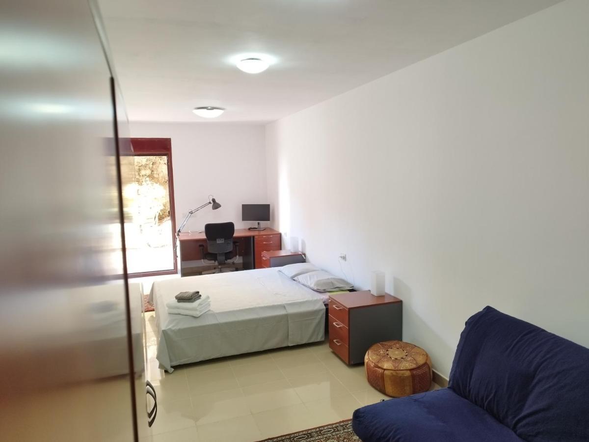 Vivienda Vacacional Compartida Radazul Bed & Breakfast Exterior photo